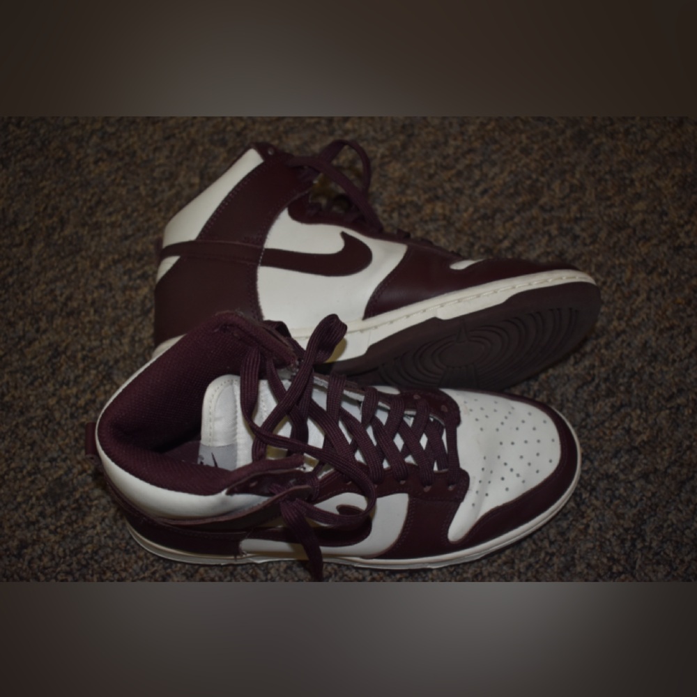 Nike high top dunks